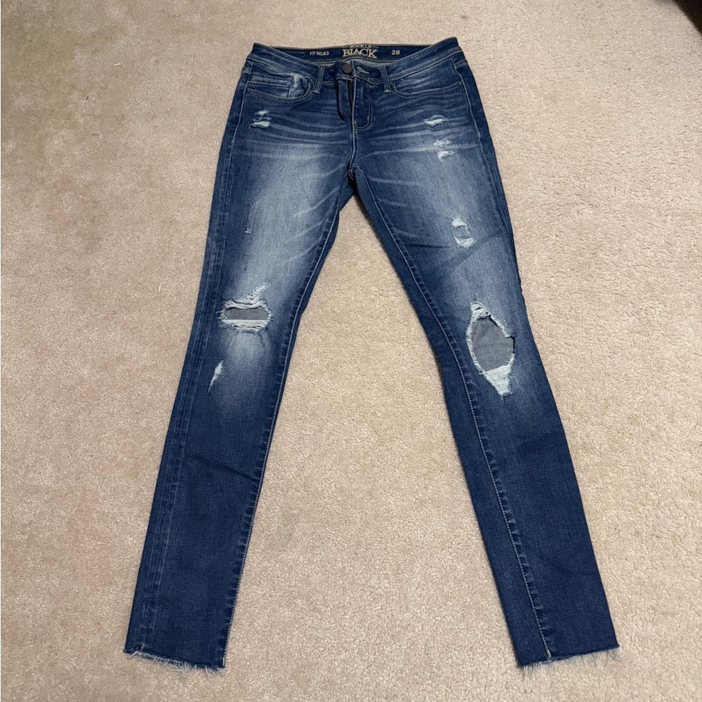 Buckle Women's Blue Distressed Skinny Jeans